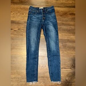 Madewell Raw Hem 9” Midrise Skinny Jeans Size 24